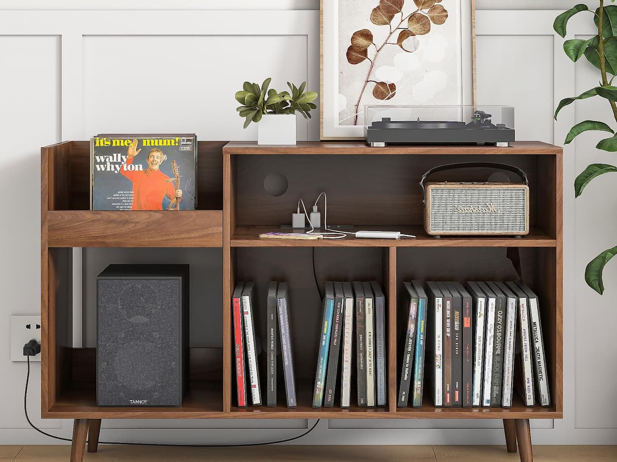 What Is Better For Bedroom: Turntable Stand Or Pine Bedroom Furniture?