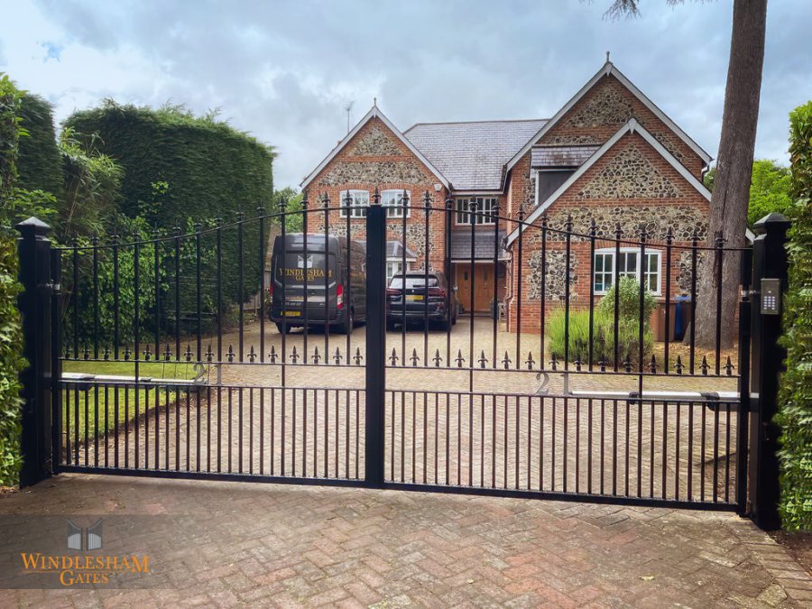 The Best Types of Gates for Your Home: Expert Recommendations